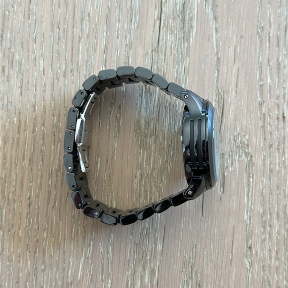 Michael Kors Runway Black Ceramic Dial Black Steel Strap Watch - MK5162 - Picture 11 of 13